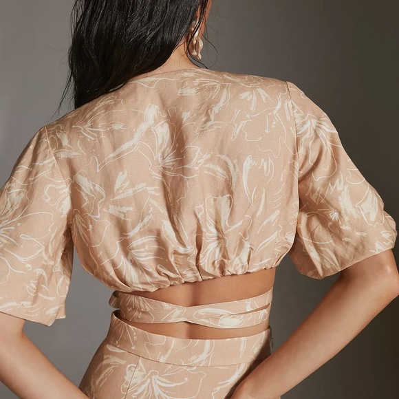 NWT Significant Other Puff Sleeve Wrap Top - 6 - Picture 2 of 4